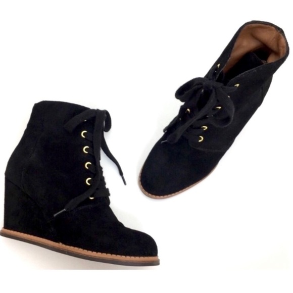 Kate Spade Suede Lace up Ankle Wedge Boot in Black - Picture 4 of 7